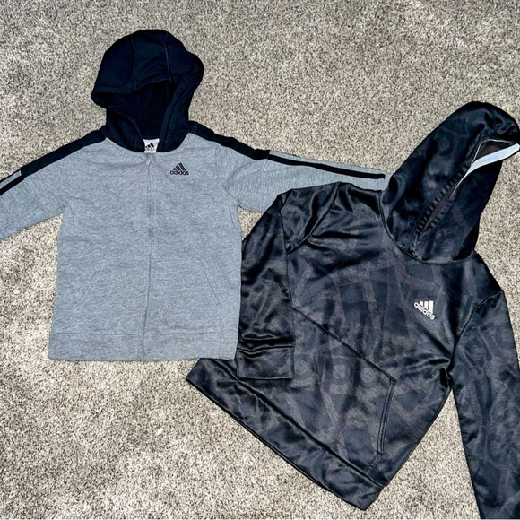 2 Adidas pull over hoodies size boys 6 & 8 - Picture 1 of 12
